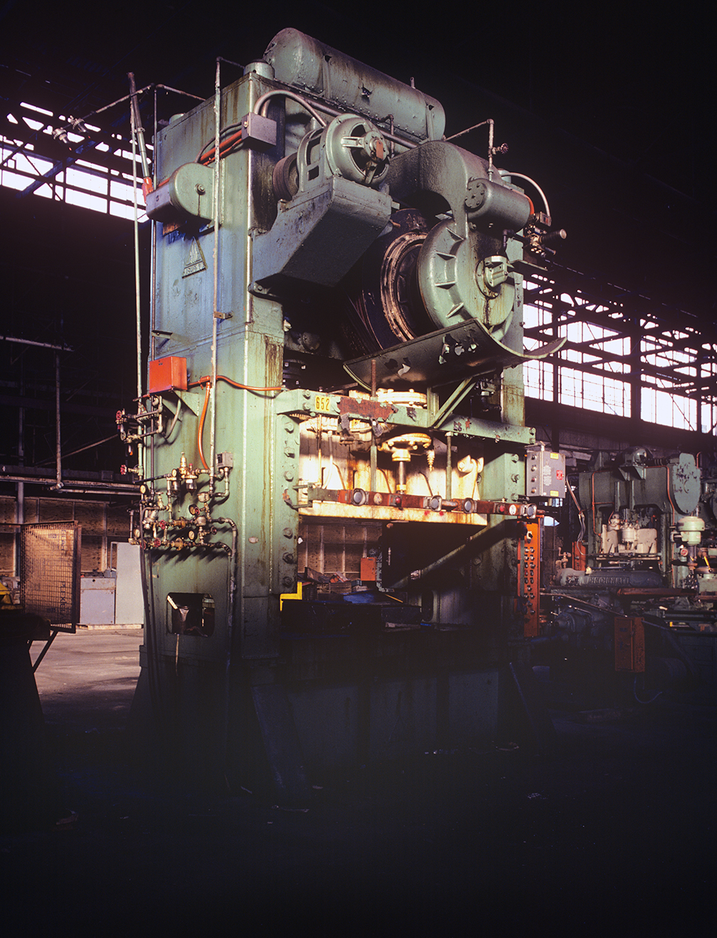 Works Chi Industry