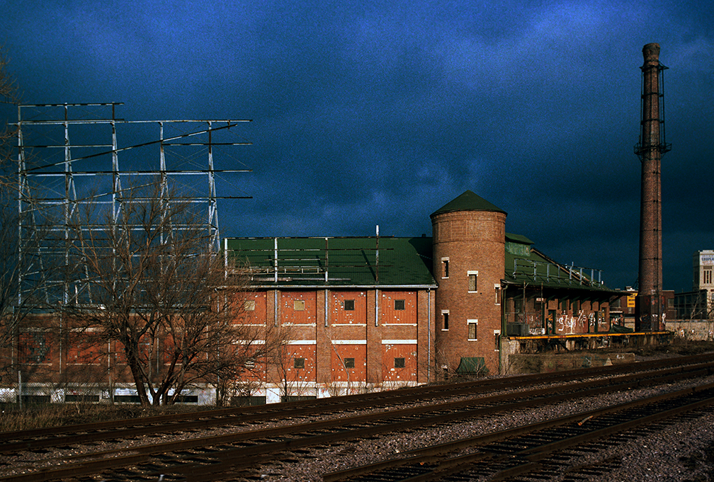 Works Chi Industry